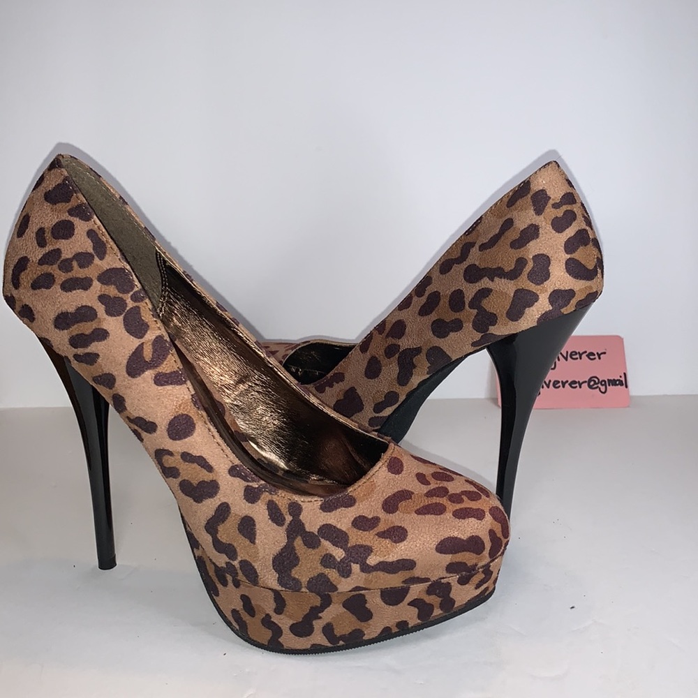 Charlotte Russe NWOT Leopard Platform Pump Heels